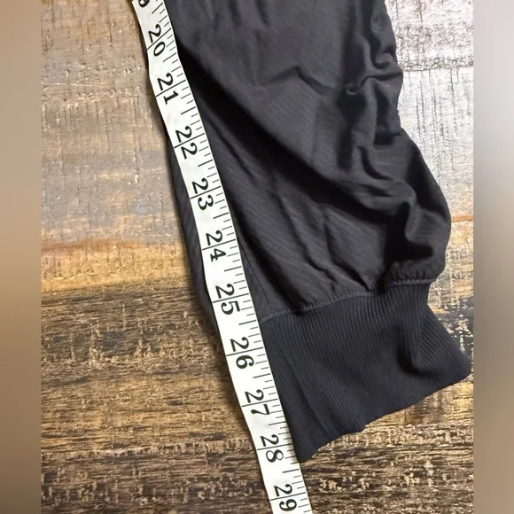 Lululemon Athletica black dance studio mid rise jogger - Picture 6 of 10
